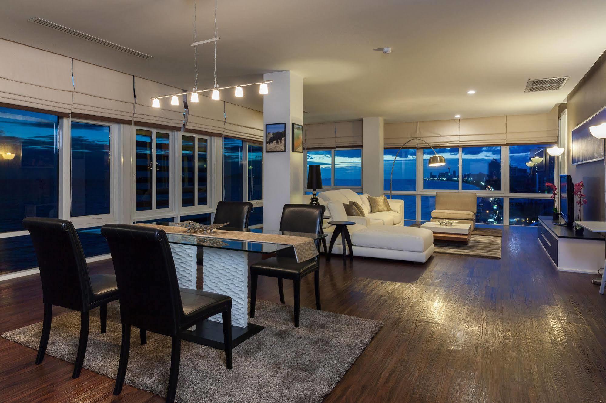 Musselana Condominium Pantai Jomtien Bagian luar foto
